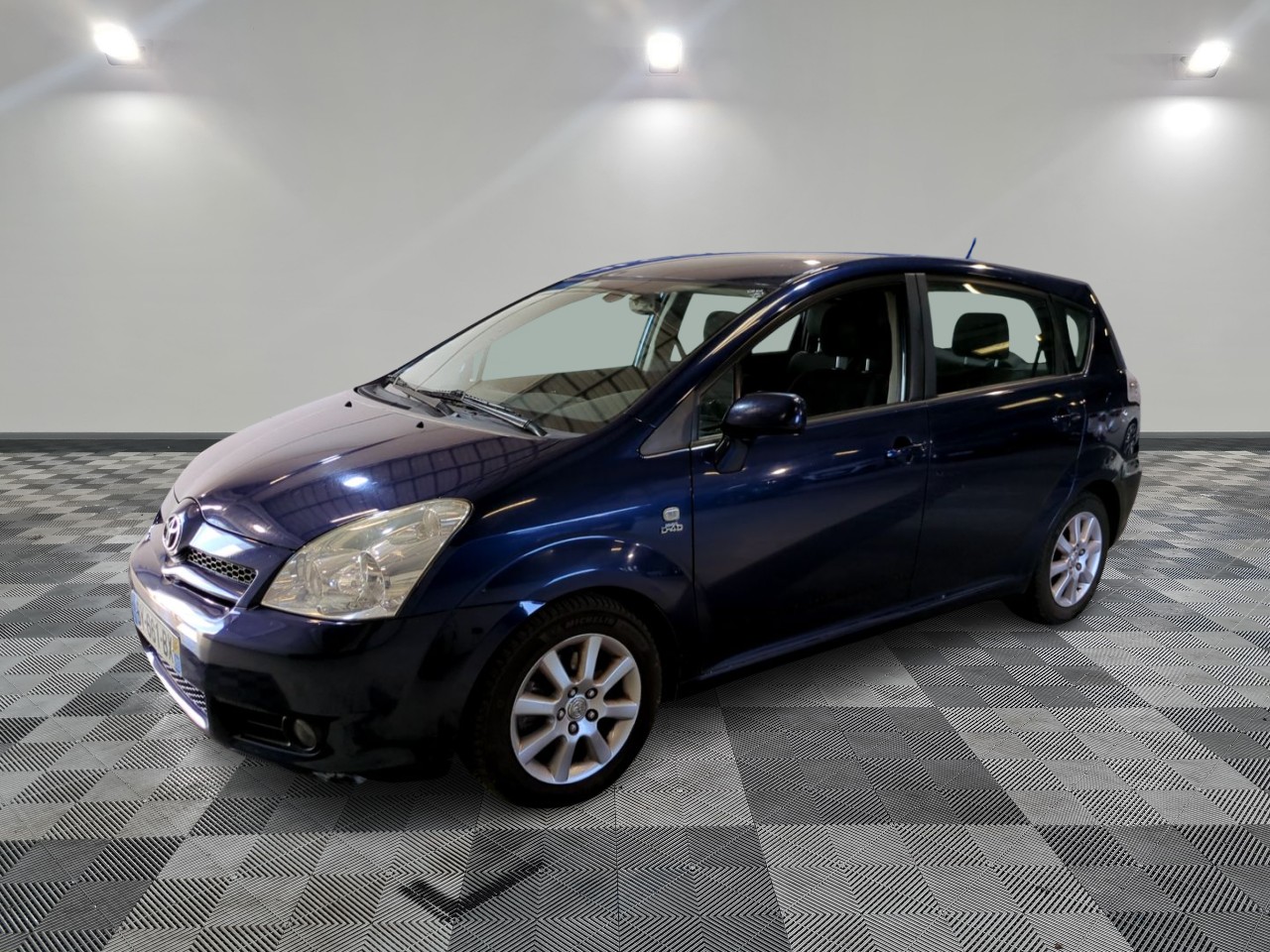 TOYOTA | COROLLA VERSO