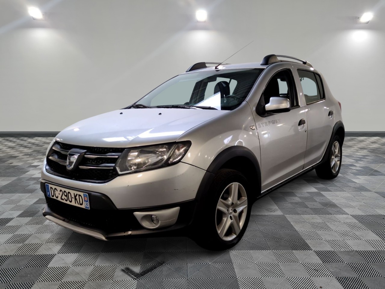 DACIA | SANDERO DACIA | SANDERO