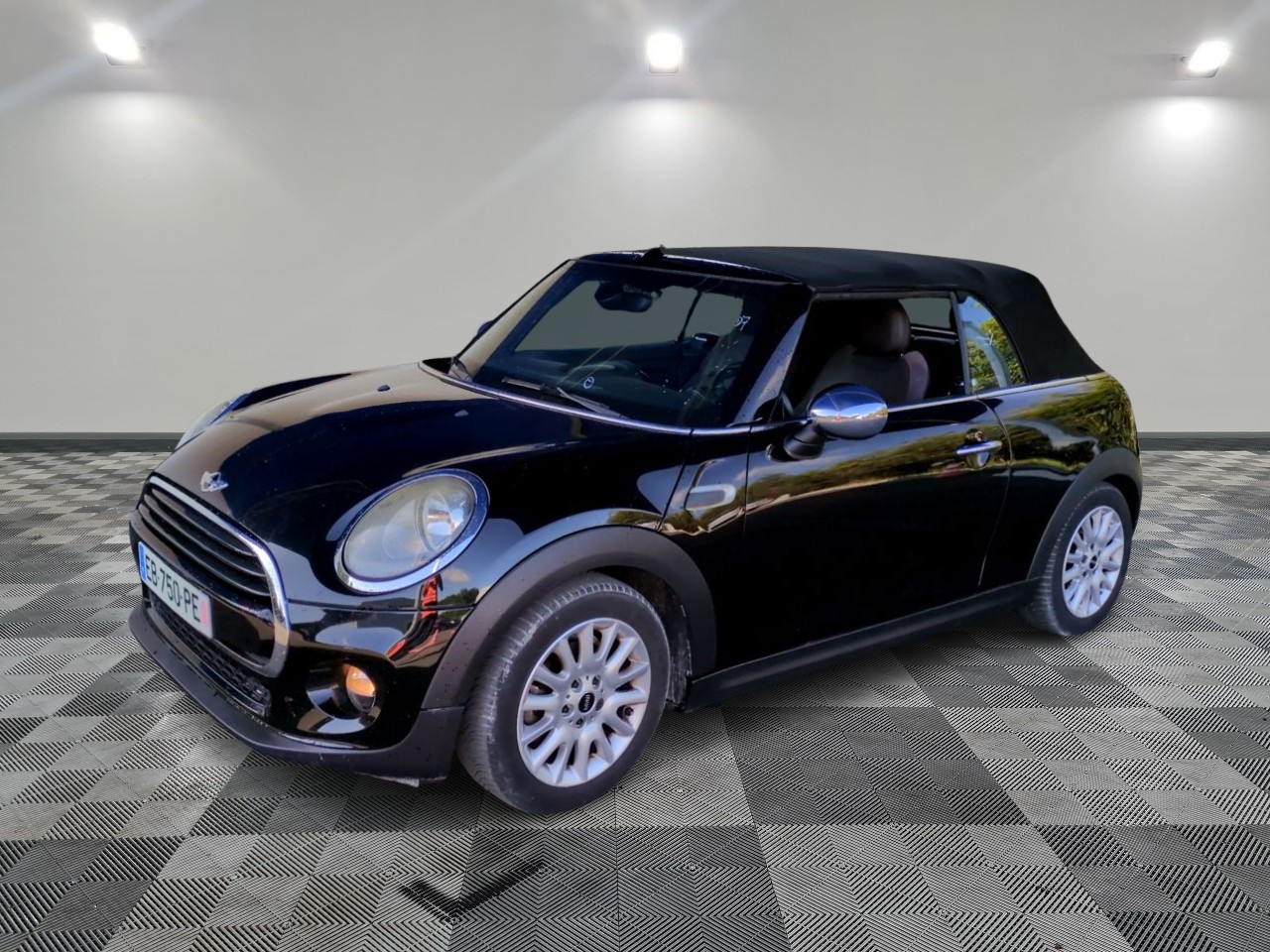 MINI | CABRIOLET F57