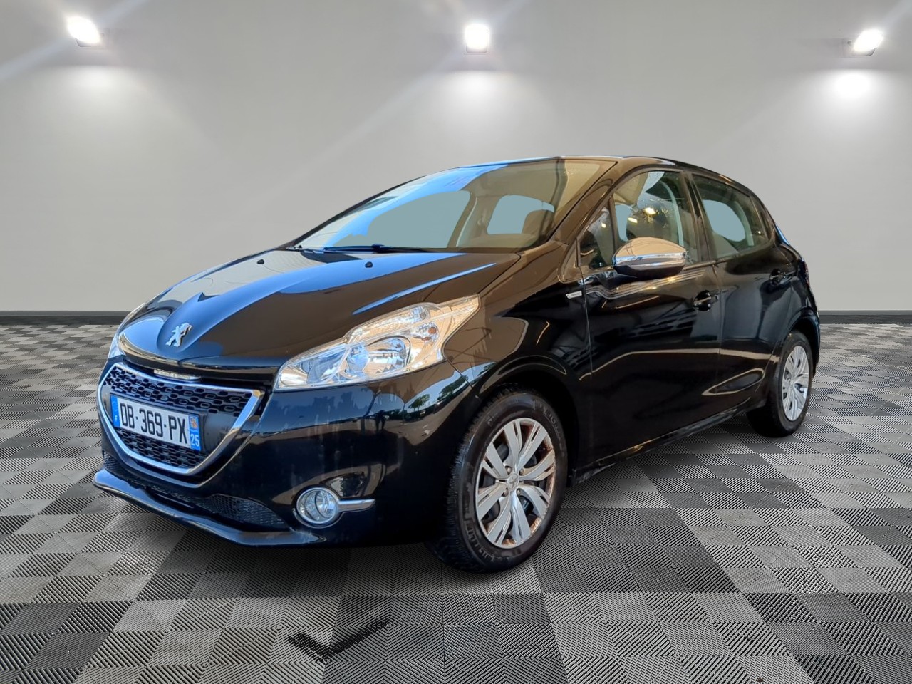 PEUGEOT | 208