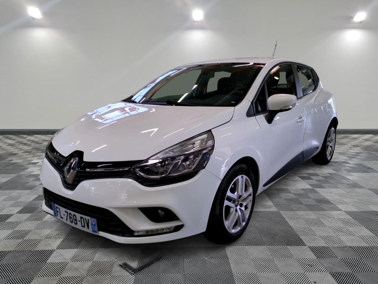 RENAULT | CLIO IV BUSINESS RENAULT | CLIO IV BUSINESS