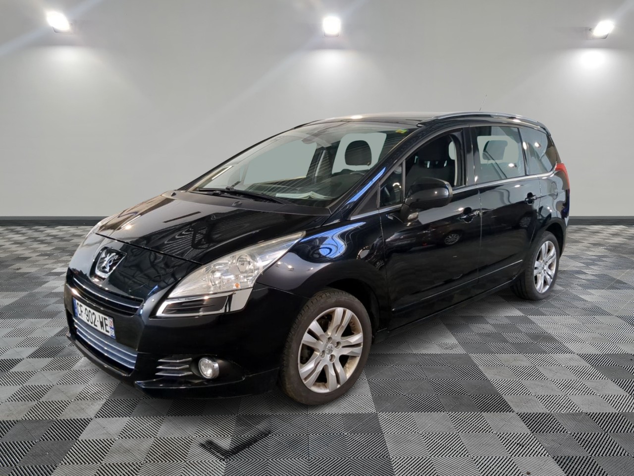PEUGEOT | 5008