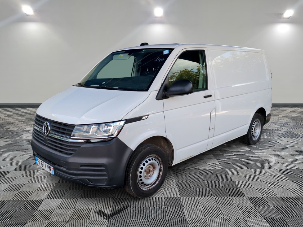 VOLKSWAGEN | TRANSPORTER 6.1 VAN VOLKSWAGEN | TRANSPORTER 6.1 VAN