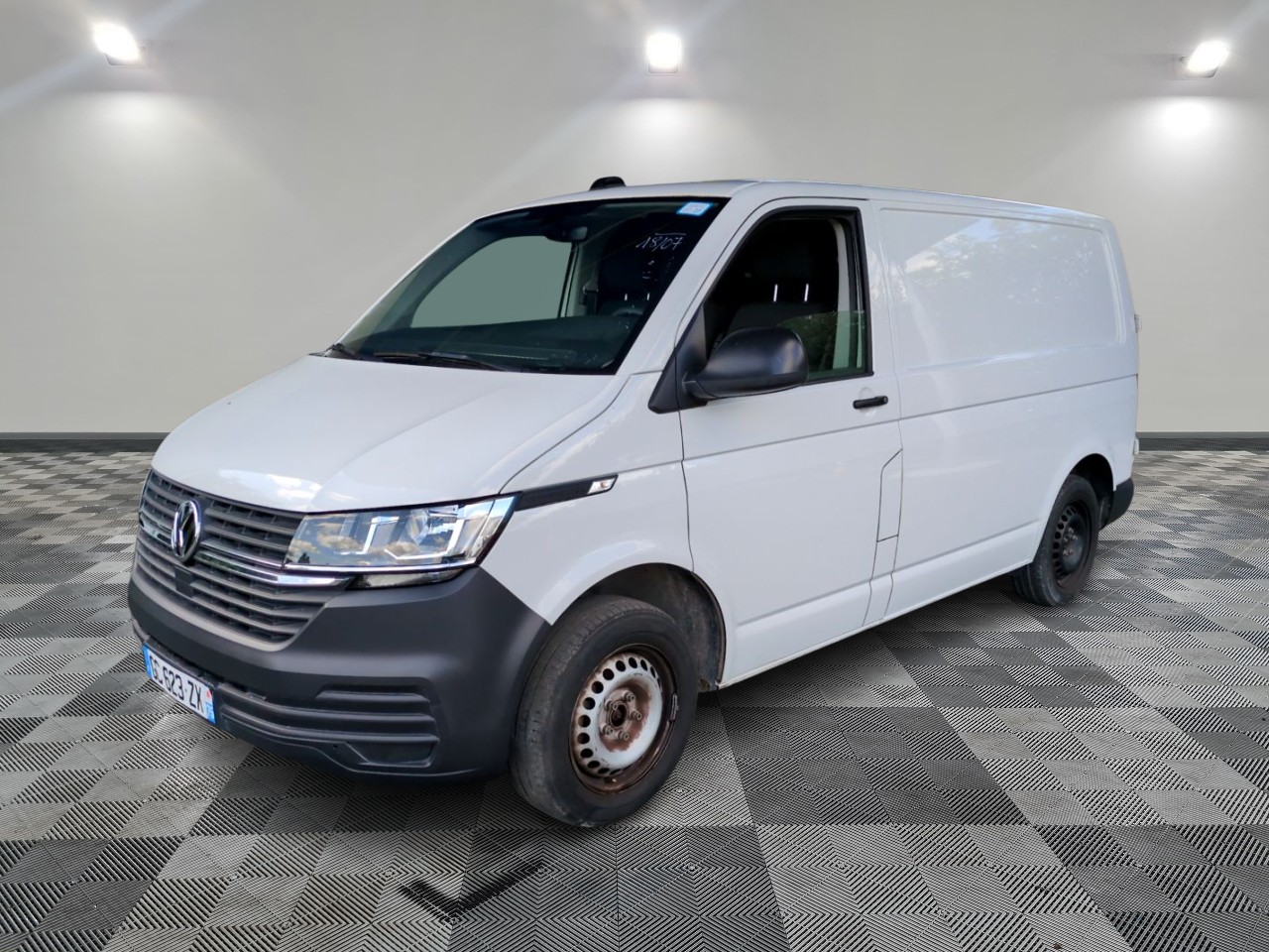 VOLKSWAGEN | TRANSPORTER 6.1 VAN VOLKSWAGEN | TRANSPORTER 6.1 VAN