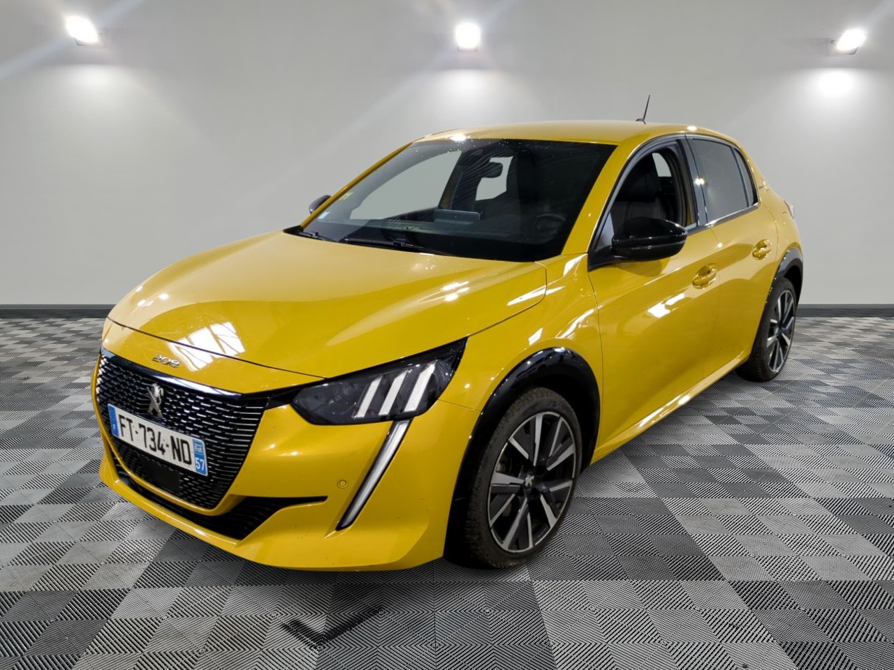 PEUGEOT | 208