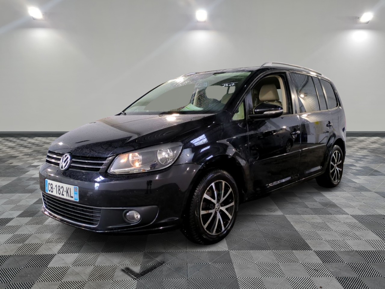 VOLKSWAGEN | TOURAN BUSINESS VOLKSWAGEN | TOURAN BUSINESS