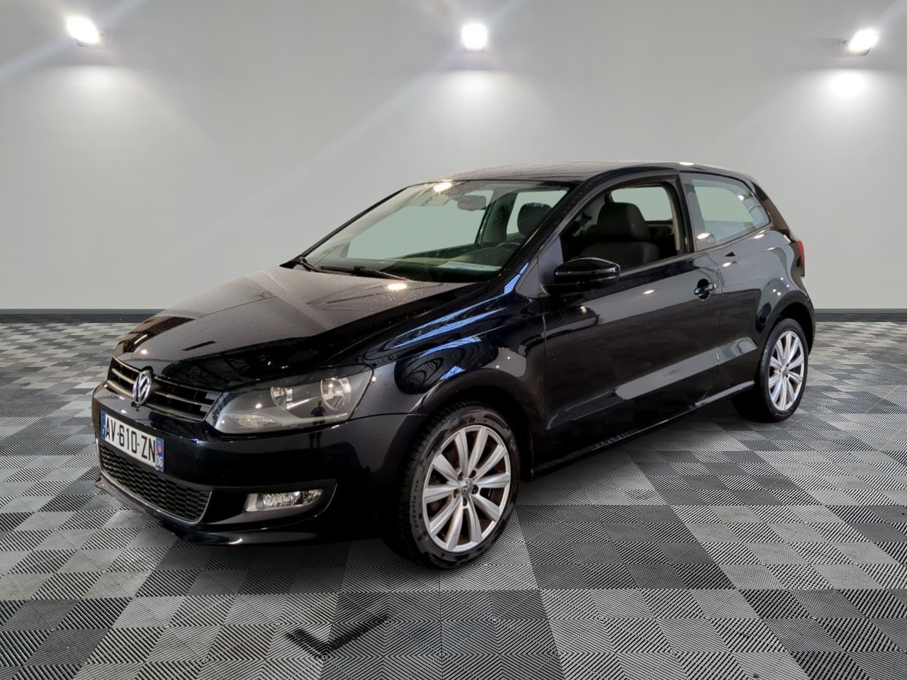 VOLKSWAGEN | POLO