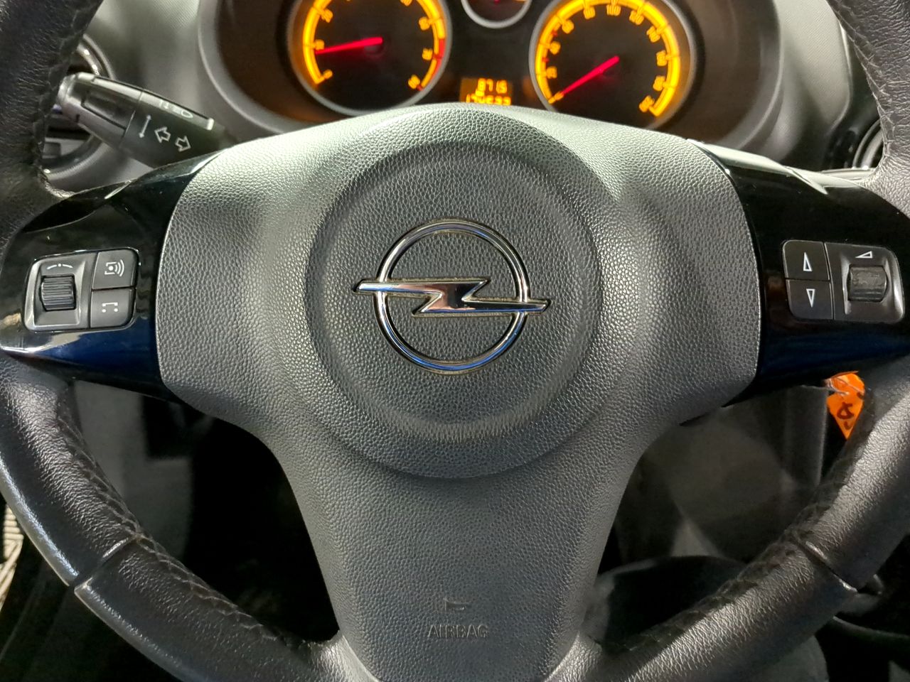 Corsa C Zündschloss Lässt Sich Nicht Drehen OPEL CORSA - CORSA 1.2 - 75 TWINPORT GPL 111 - Nancy | Alcopa Auction