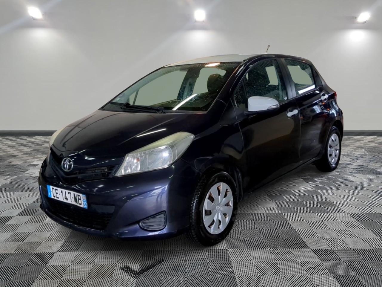 TOYOTA | YARIS