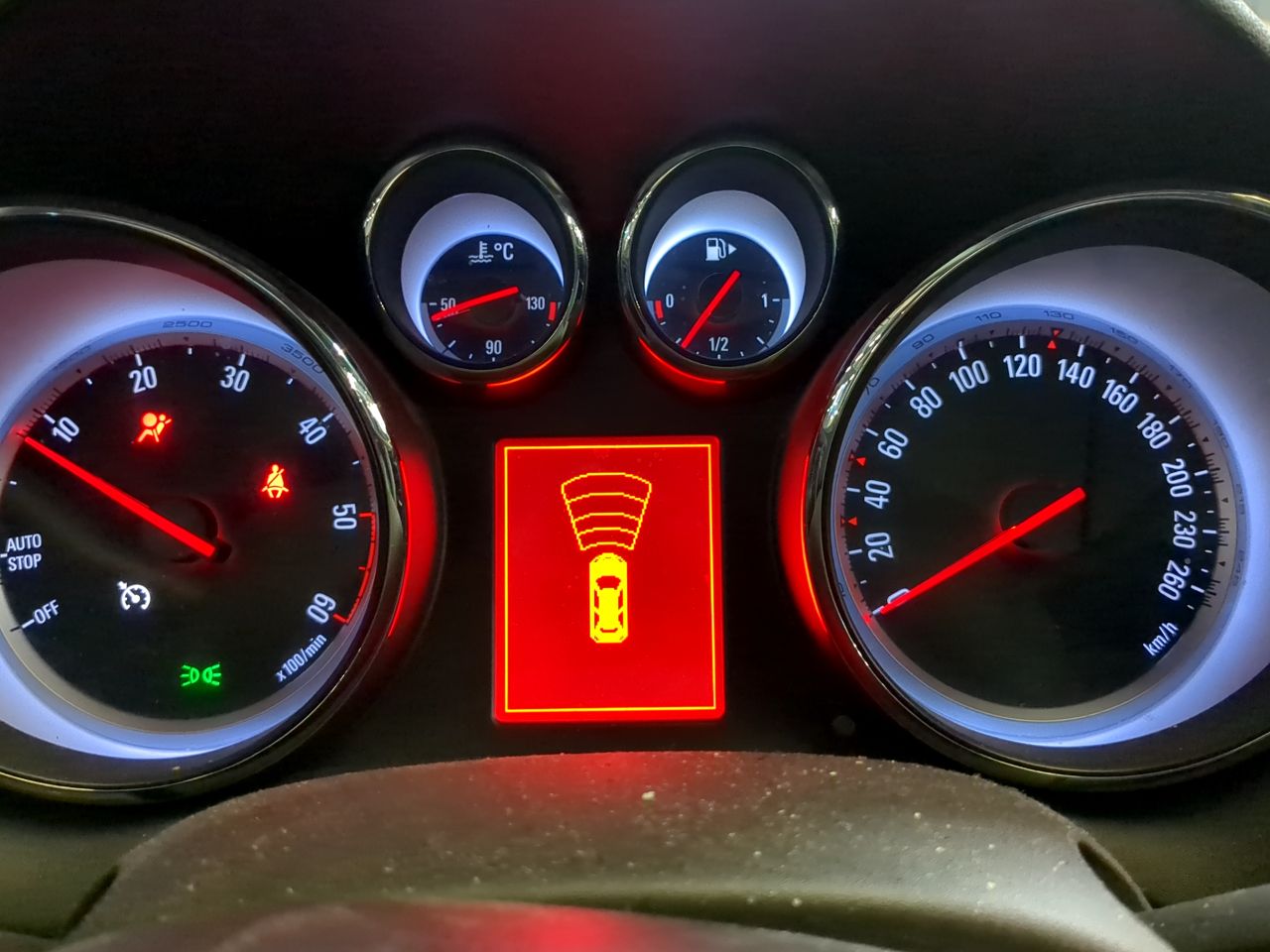 Opel Astra J 1.7 Cdti Glühkerzen Steuergerät OPEL ASTRA GTC - ASTRA GTC 1.7 CDTI 130 CH FAP START/STOP SPORT - Nancy