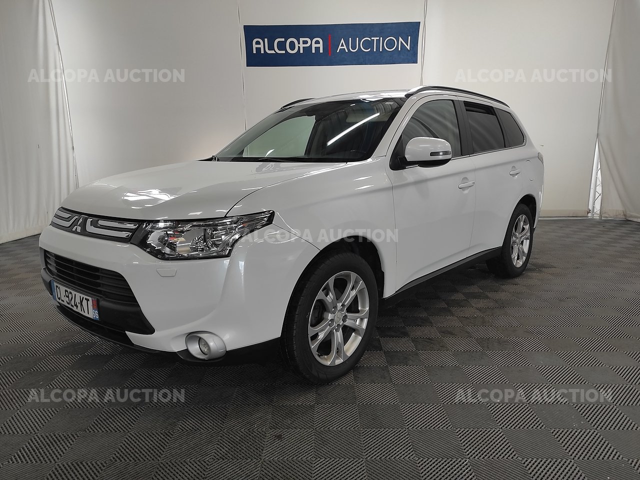 Mitsubishi Outlander 2.2 Di D 4wd Probleme MITSUBISHI OUTLANDER - OUTLANDER 2.2 DI-D 150 4WD | Alcopa Auction