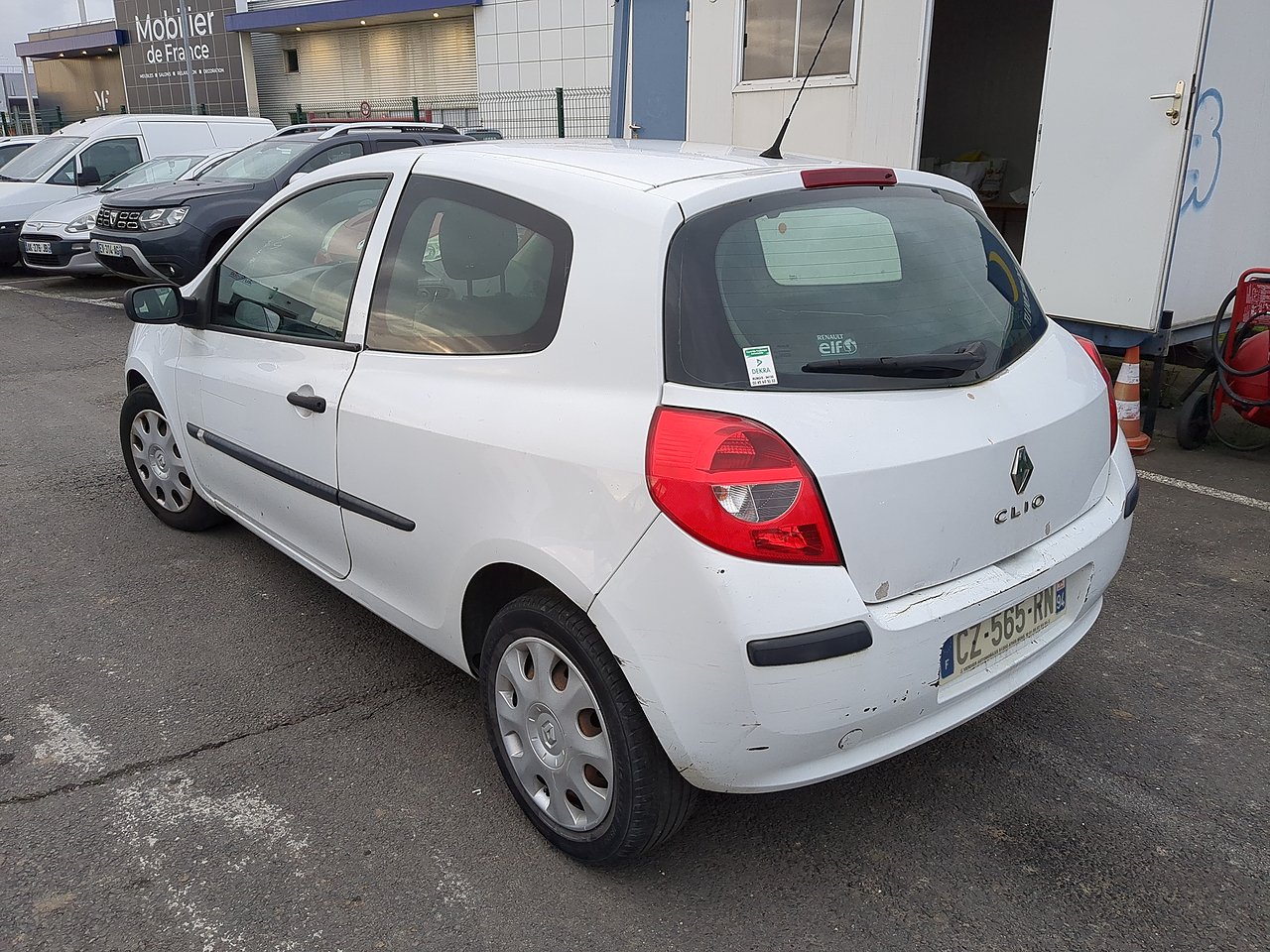 RENAULT CLIO III SOCIETE CLIO SOCIETE 1.5 DCI 70 GENERIQUE Paris