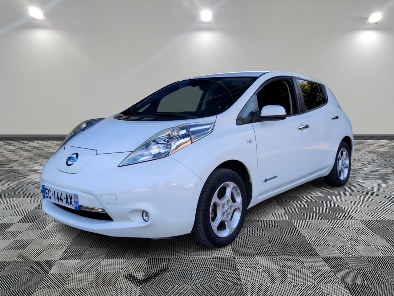NISSAN | LEAF FLEX NISSAN | LEAF FLEX