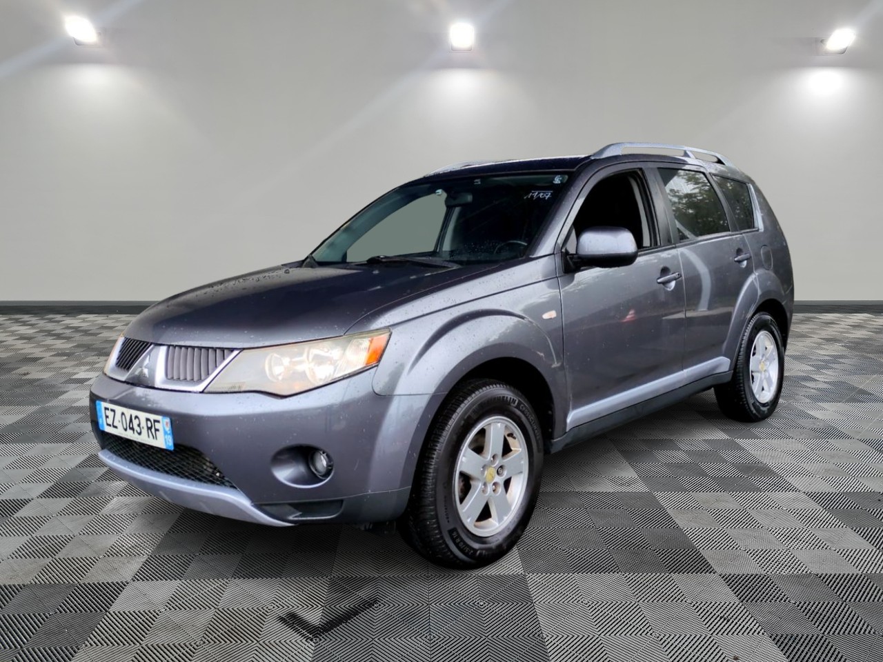 MITSUBISHI | OUTLANDER MITSUBISHI | OUTLANDER