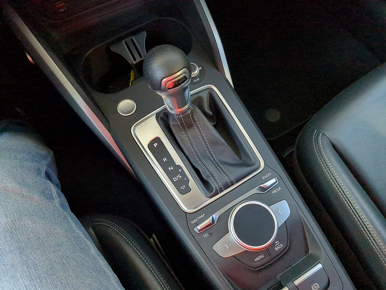 AUDI Q2 Q2 30 TDI 116 S TRONIC 7 MIDNIGHT SERIES Lyon Alcopa Auction