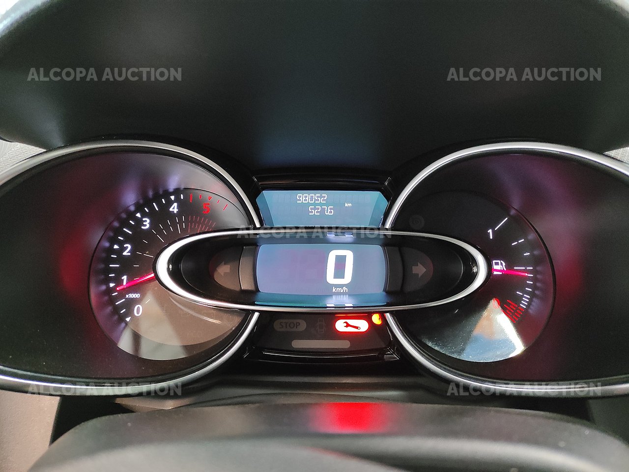 RENAULT CLIO IV BUSINESS CLIO AUTO ECOLE DCI 90 E6C BUSINESS Rennes