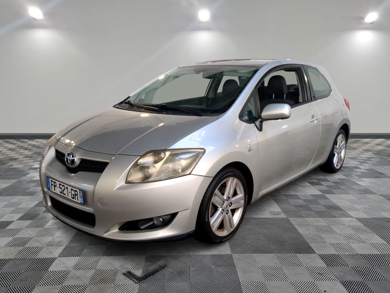 TOYOTA | AURIS