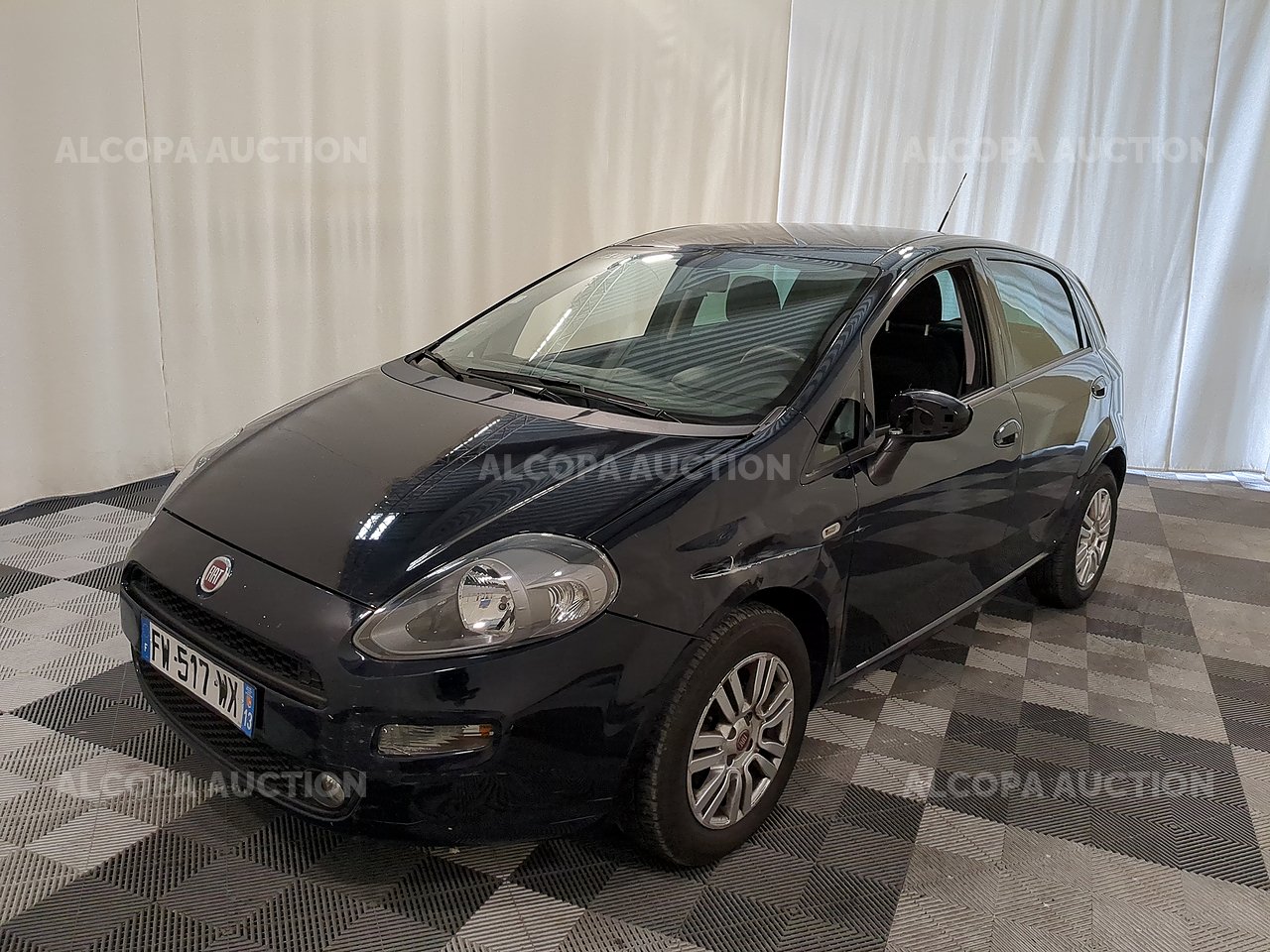 FIAT PUNTO PUNTO 0.9 8V 105 CH TWINAIR S&S ITALIA Alcopa Auction FIAT PUNTO PUNTO 0.9 8V 105 CH TWINAIR S&S ITALIA Alcopa Auction